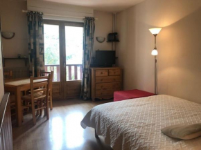 Studio central avec balcon, parking et lave-vaisselle - FR-1-512-134